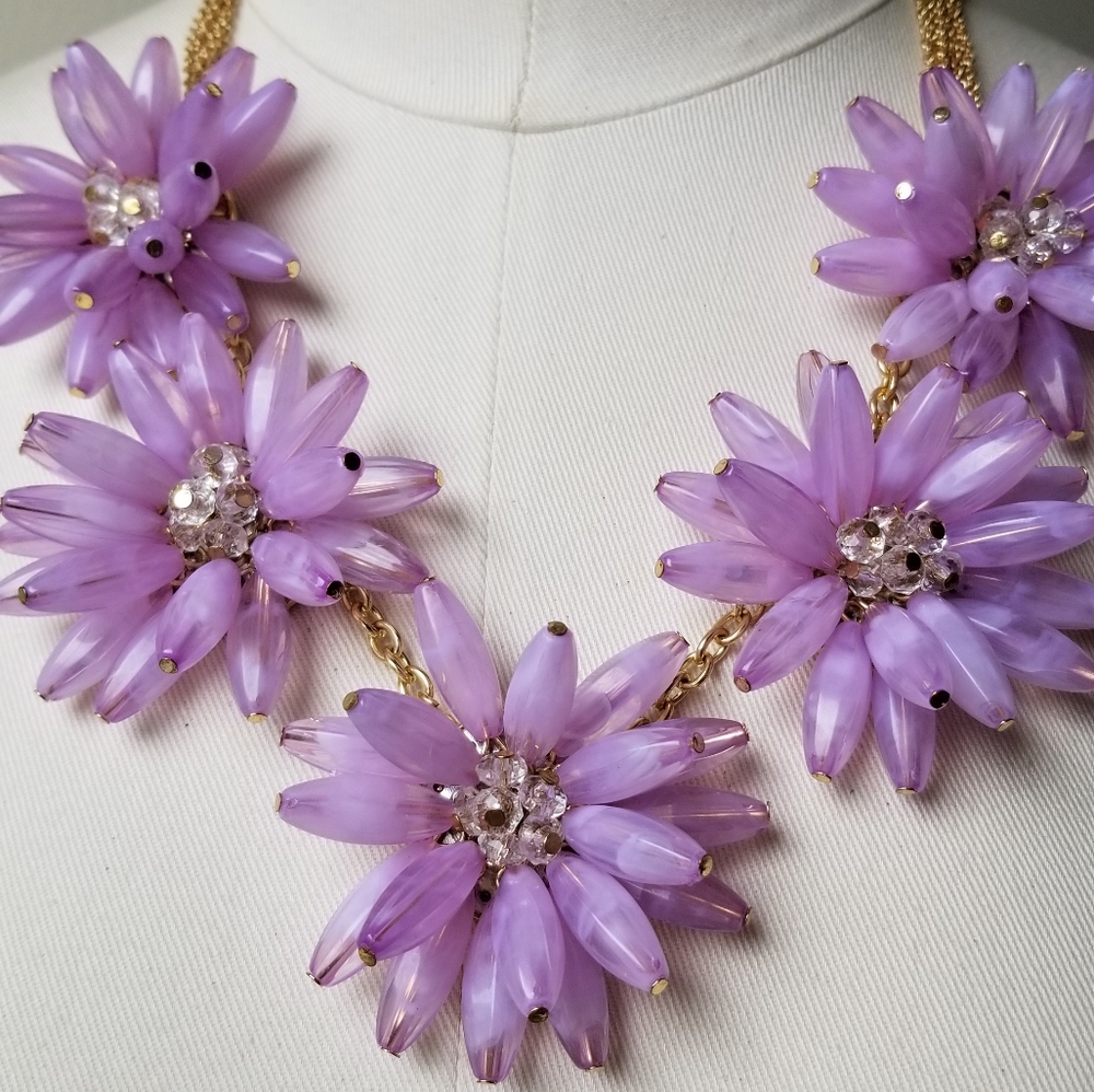 Kohl's Lt Purple Flower & Crystal Bead Necklace - Picture 3 of 8